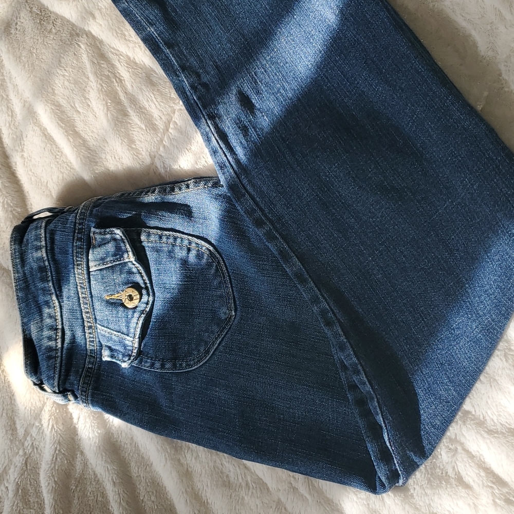 ✨️MOVING SALE!✨️ Simply Vera Vera Wang Jeans